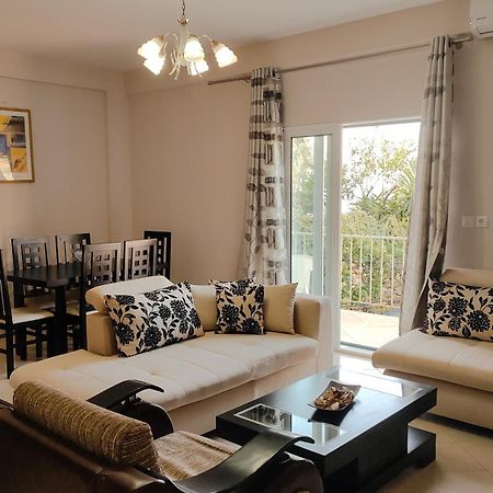 Fasho Home Sarande Bagian luar foto